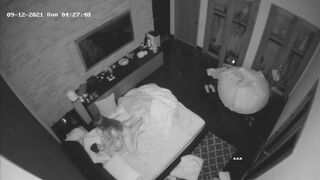 Young teens fucked in the hotel on hidden camera