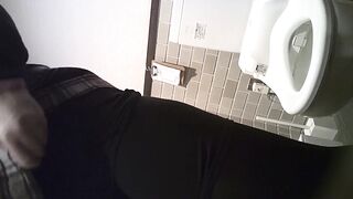 Hot teen girls peeing