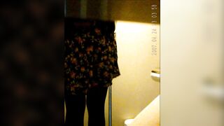 Girls peeing like dogs