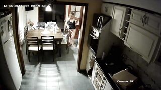 Voyeurhousetb