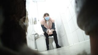  Toilet Voyeur