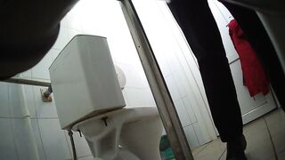 R kelly peeing on girls