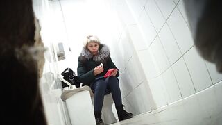 Chinese public toilet voyeur
