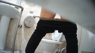 WC spy voyeur