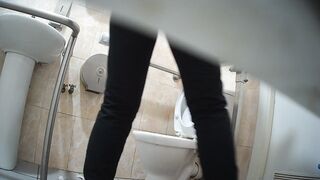 WC spy voyeur