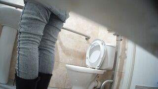 Desi girls peeing videos