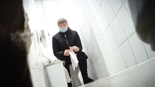 Hijab toilet spy
