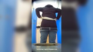 Girls peeing bikini