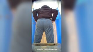 Girls peeing bikini