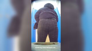 Russian WC voyeur