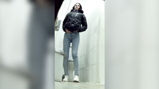 Peeing girls pictures