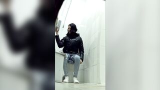 Peeing girls pictures