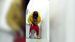 Schoolgirl pissing porn