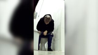 Licking pissing pussy porn