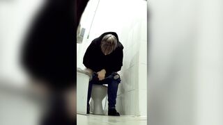Licking pissing pussy porn