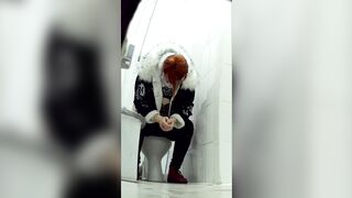  Toilet Voyeur