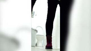 Peeing naked girls