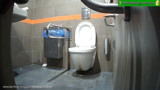 Peeing in girls