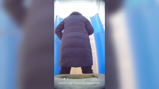 Squat toilet spy