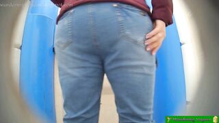 Office girls peeing