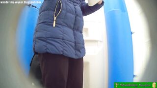 Female toilet voyeur