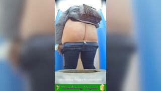 Young teen girls peeing