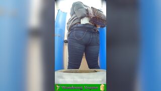 Young teen girls peeing