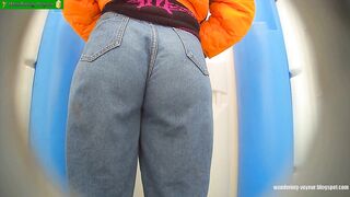 Hot girls peeing in public