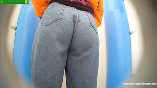 Hot girls peeing in public