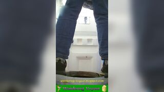 Tiny filipina girls peeing