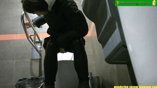 Mens toilet spy