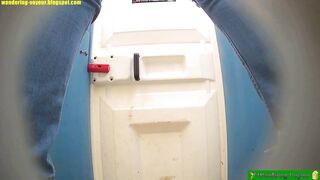 Ass pissing porn