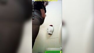 Beautiful pissing porn