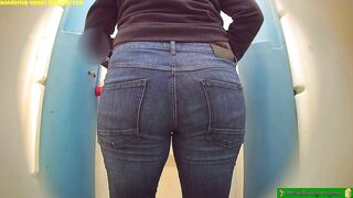 Beautiful girls peeing xvideos