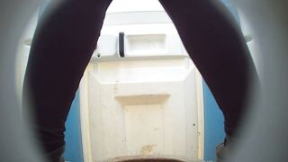 Sharesome girls peeing