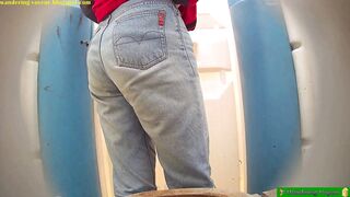 Sister toilet voyeur