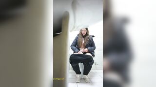 Pawg pissing porn