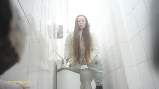 Piss pissing squirting porn gif