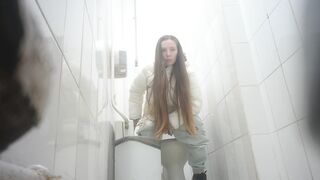 Piss pissing squirting porn gif