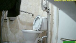 Squirting not pissing porn