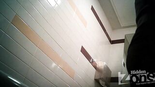 Drunk girls pissing inside porn
