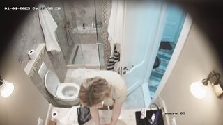Adriana chechik porn shower