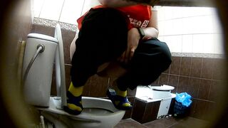 Pissing in home bathroom porn