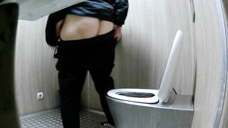 Emma evins porn pissing