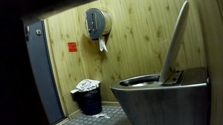 Strppers pissing porn