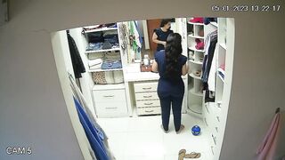 Candid voyeur upskirt
