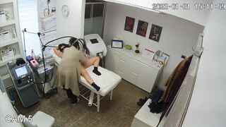 Teen shaving pussy video