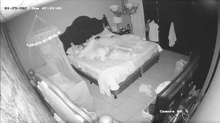 Voyeur handyman caught spying on latinas huge ass while showering