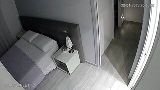 Up shorts voyeur
