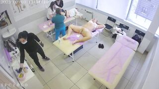 Shaving moms pussy